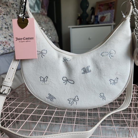 Juicy Couture White Shoulder Bag with Silver Accents - Picture 2 of 4